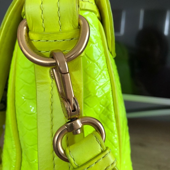 Marc by Marc Jacobs Handsbag - Picture 4 of 6